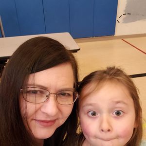 Meet your Posher, Becca